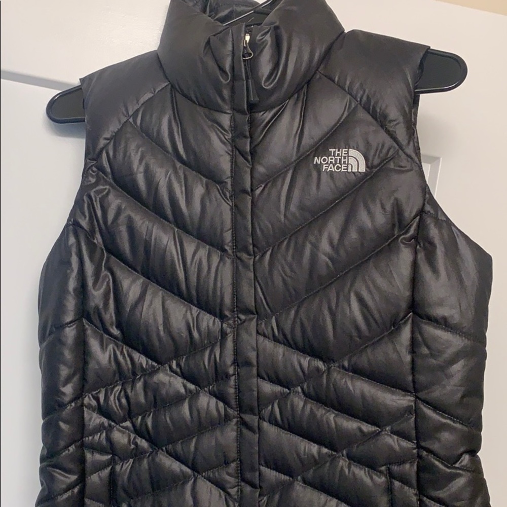 Black North Face 550 puffer Vest